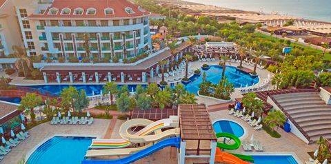 teren hotelu, basen, aquapark