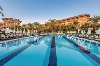 Sunis Kumkoy Beach Resort