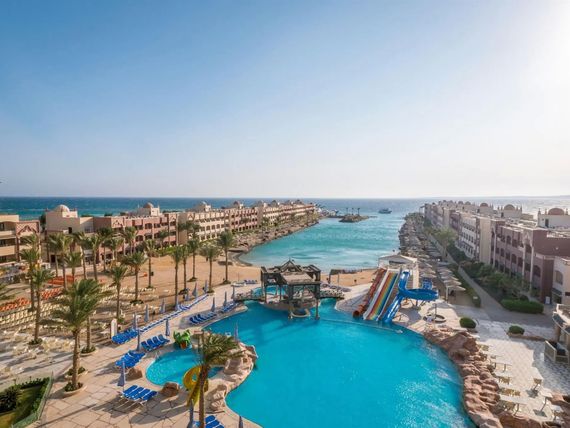 Sunny Days El Palacio