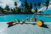 teren hotelu, basen, pool bar