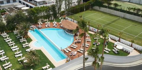 teren hotelu, basen, korty tenisowe