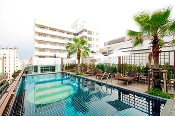 Sunshine Hotel & Residences