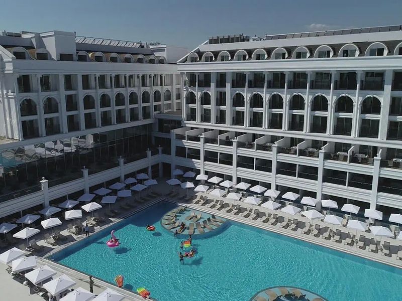 Sunthalia Hotels & Resort