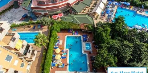 obiekt, teren hotelu, basen