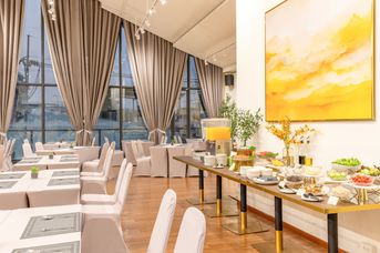 SureStay by Best Western Iconic Ari Jatujak