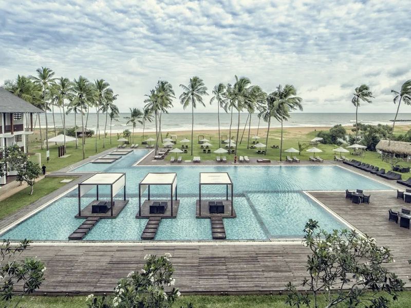 Suriya Luxury Resort