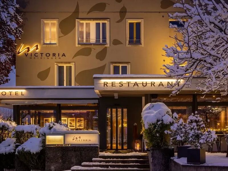 Victoria Alpine Boutique