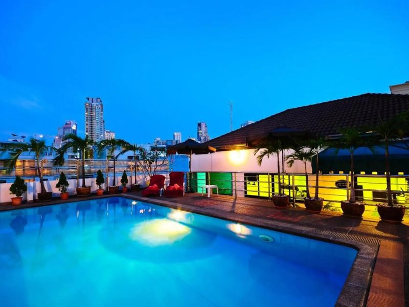 Admiral Suites Bangkok