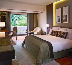 Anantara Riverside Resort & Spa