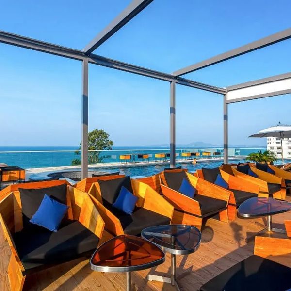 Centara Grand Phratamnak Resort Pattaya