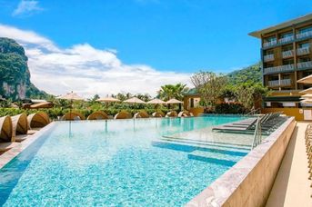 Centra by Centara Phu Pano Resort