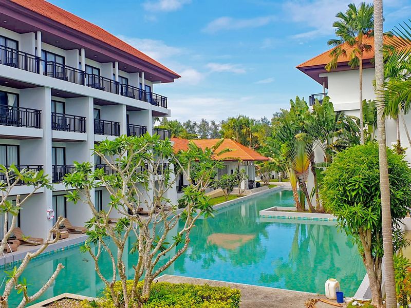 D Varee Mai Khao Beach Resort 4*