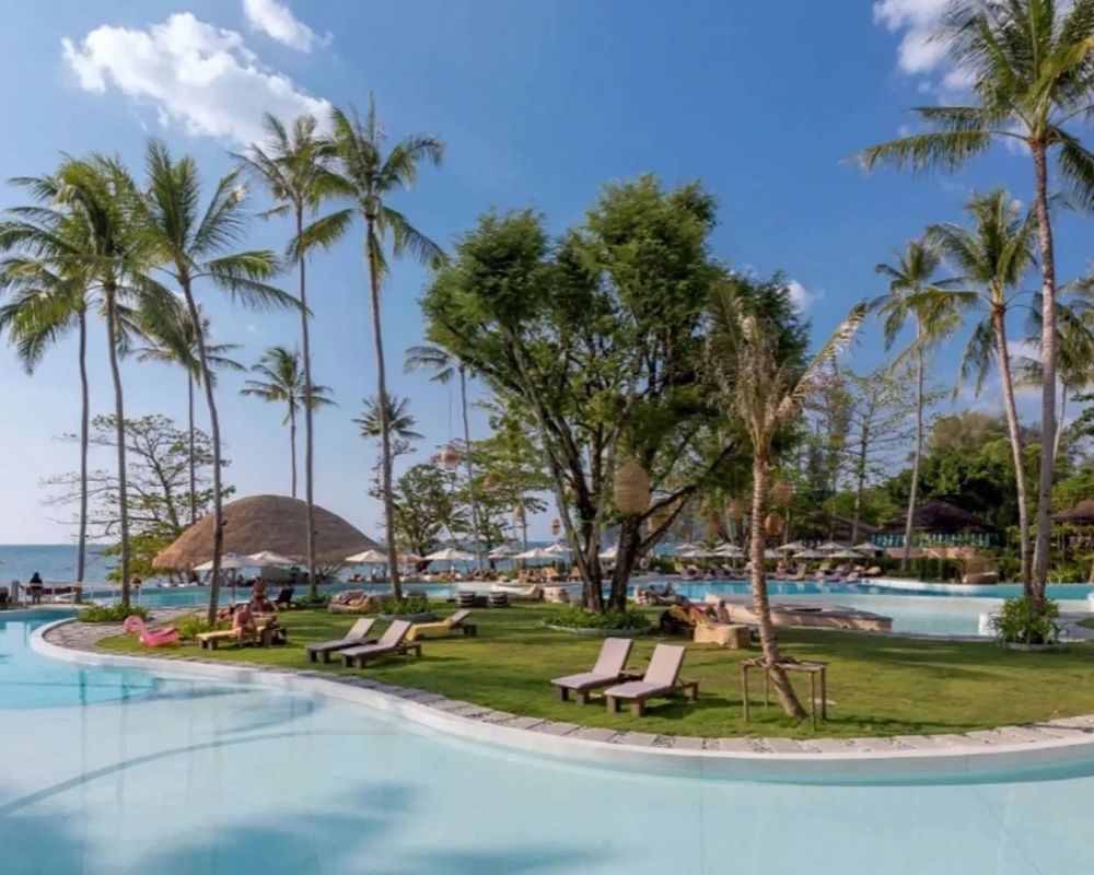 Eden Beach Resort & Spa