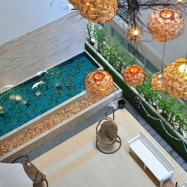 Flipper House
