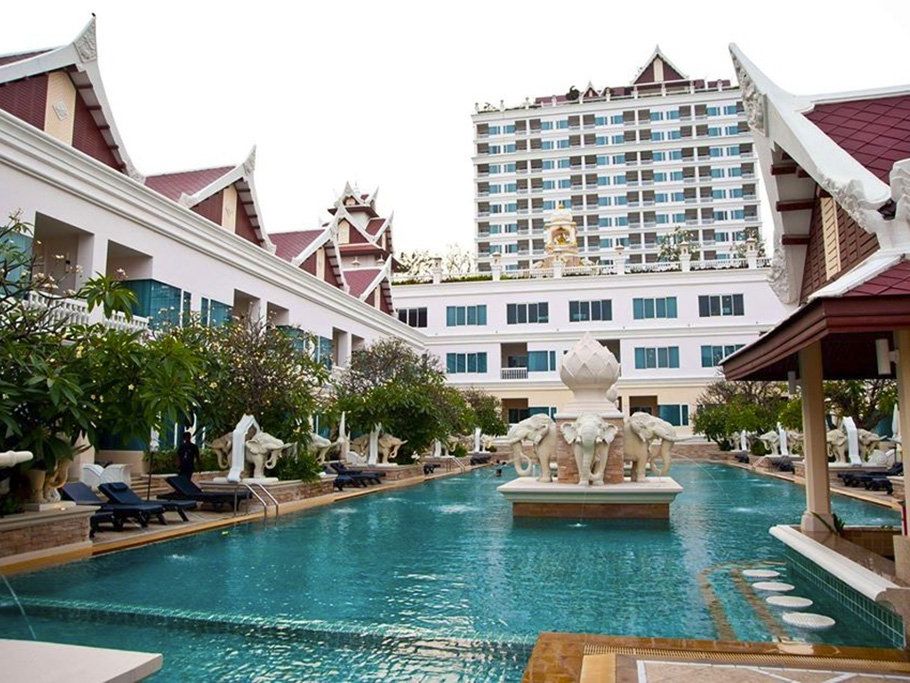 obiekt, teren hotelu, basen