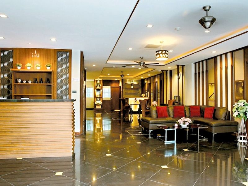 H Boutique 3*
