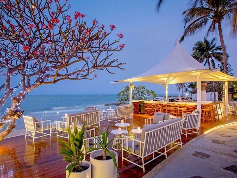 teren hotelu, kawiarnia, plaża