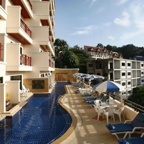 Jiraporn Hill Resort Patong – 2026-05-06