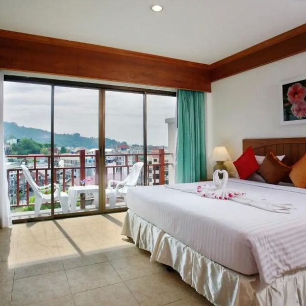Jiraporn Hill Resort Patong