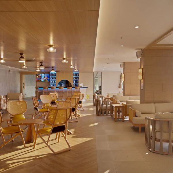 Jomtien Thani - zdjęcie 4