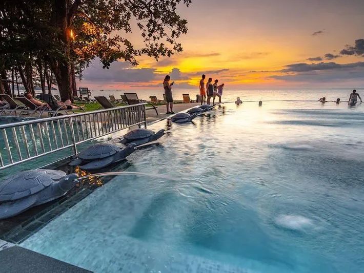 Khaolak Emerald Beach Resort