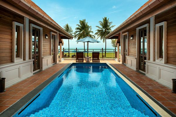 Le Menara Beachfront Villa & Resort