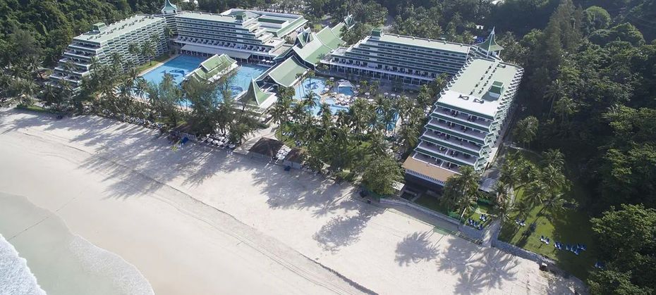 Le Meridien Phuket Beach Resort