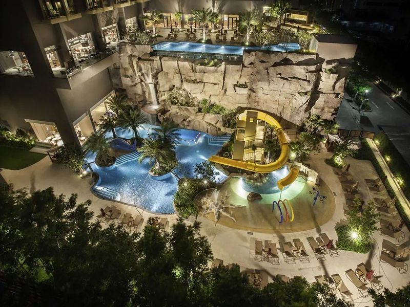 Mercure Pattaya Ocean Resort 4*