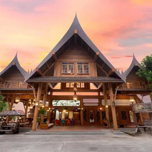 Naina Resort & Spa