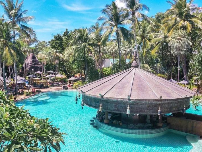 Paradox Resort Phuket (ex. Movenpick Resort &amp; Spa Karon Beach) 5*