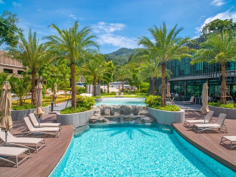 Patong Bay Hill Resort