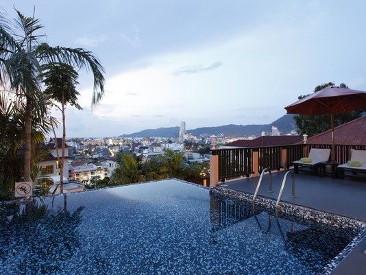 Patong Cottage Resort 3*