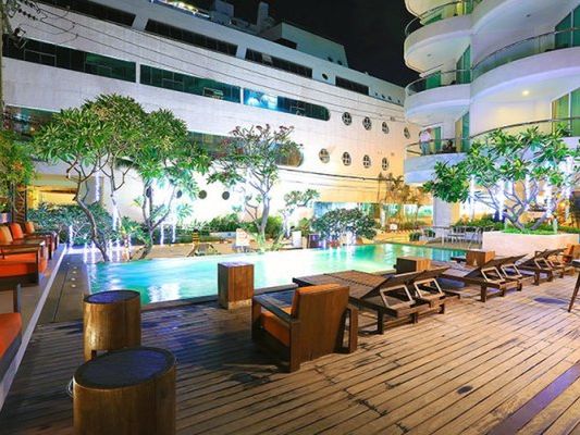 teren hotelu, basen
