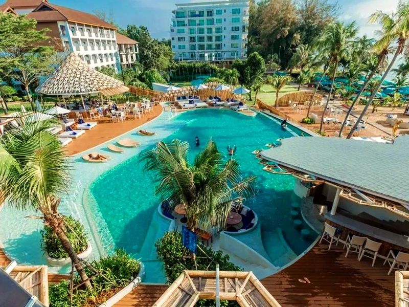 Pinnacle Grand Jomtien Resort 3*