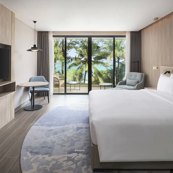 Radisson Blu Resort, Phuket Mai Khao Beach