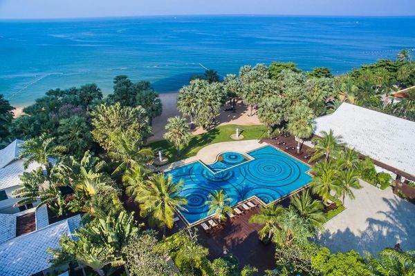 Ravindra Beach Resort