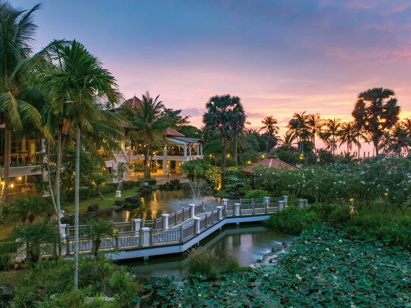 Rawi Warin Resort &amp; Spa 5*