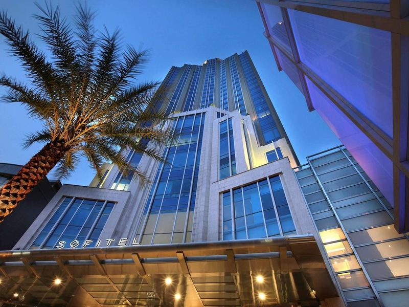 Sofitel Bangkok Sukhumvit 5*