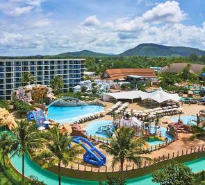 Splash Beach Resort Phuket (ex. Grand West Sands Resort & Villas Phuket)