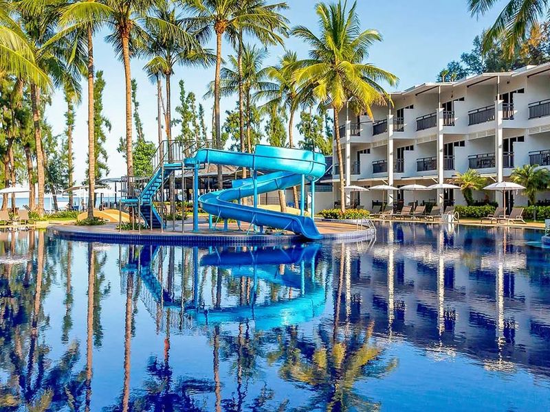 Sunwing Bangtao Beach