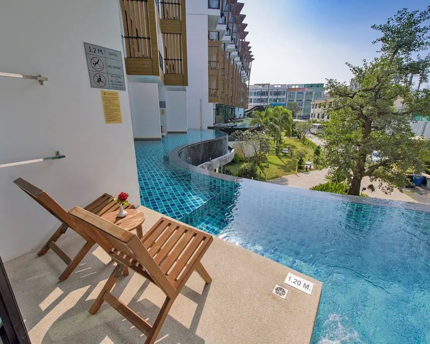 The Lunar Patong