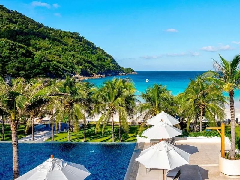 The Racha 5*