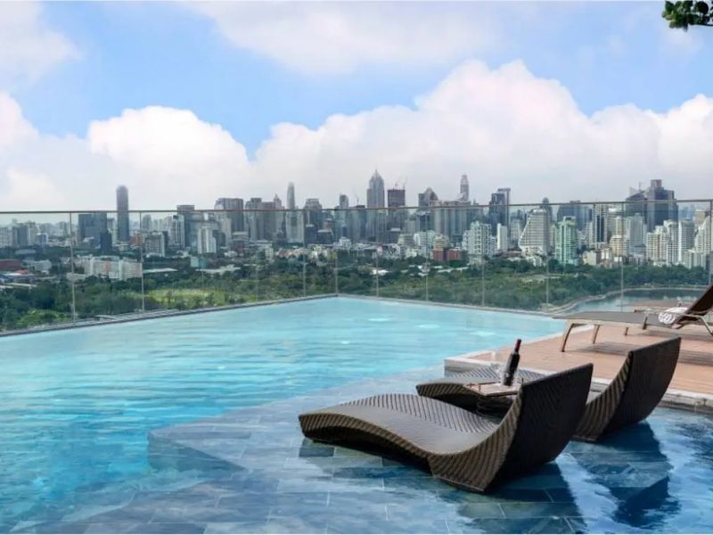 Wyndham Queen Convention Centre 4*