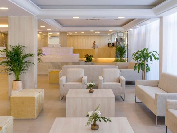 budynek główny, recepcja / lobby