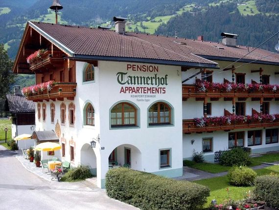 Tannerhof 2*