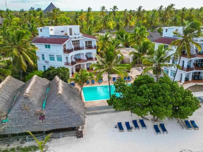 Albatross Ocean View (ex Dongwe Ocean View)