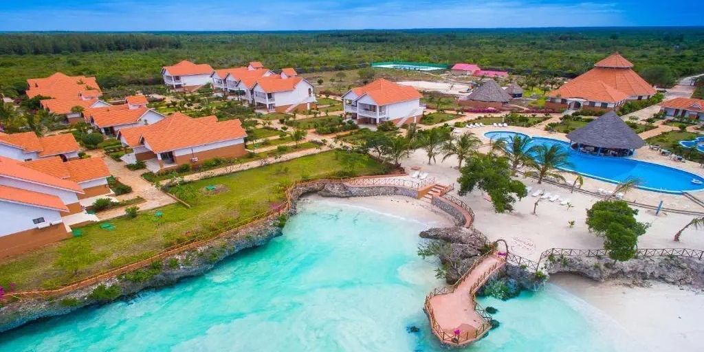 Tanzania First Deal na 12 dni w styczniu: 4⋆ hotel od 2 031 zł
