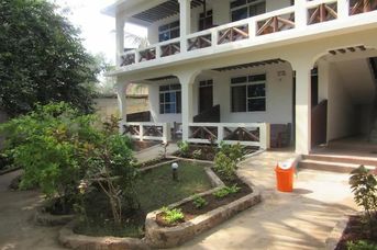 Baraka Beach Bungalows
