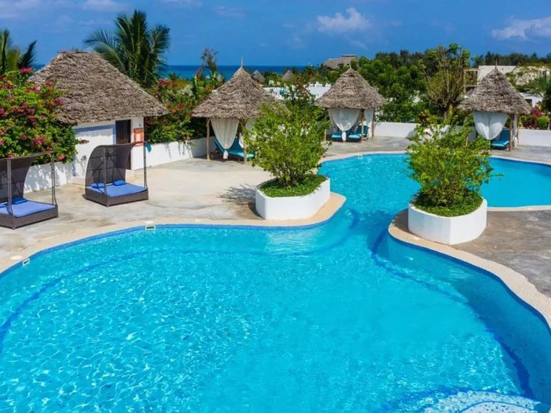Canary Kendwa Beach Resort 4*