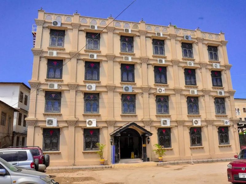 Golden Tulip Boutique Stone Town 4*